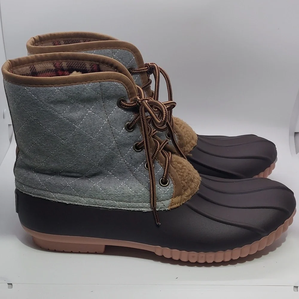 Simply Southern Quilted Flannel Lined Womens Duck‎ Boots Size 10